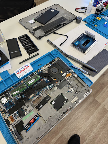 Right On Repair - iPhone Repair, Laptop Repair, Macbook Repair, Computer Repair | Huntington Beach, CA