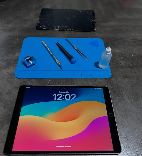 Hi-Tech – Fix iPhone, iPad, Samsung, MacBook & Computer