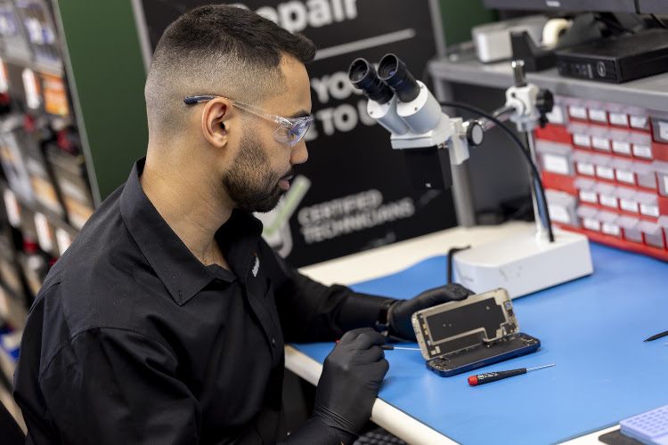 Batteries Plus Phone Repair