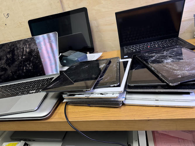 Guaranteed Cellphone & PC Repair