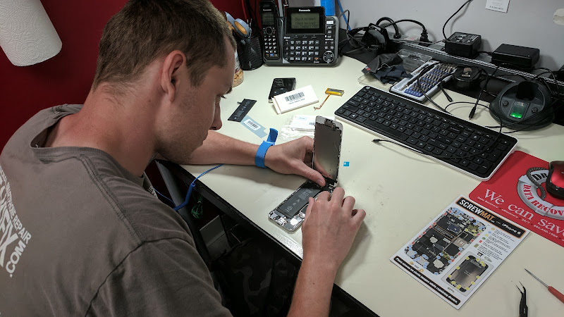 uBreakiFix - Phone and Computer Repair