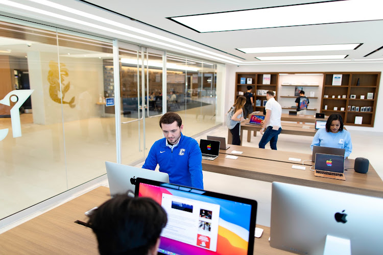 iJay- University Retail Store
