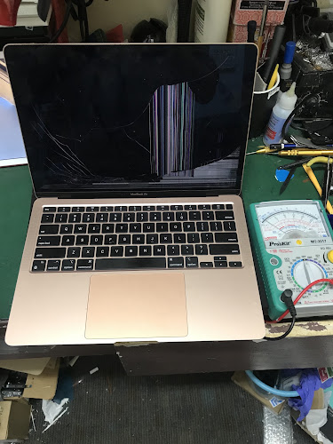 Rockstar iPhone iPad Samsung Mac Laptop & Electronics repair