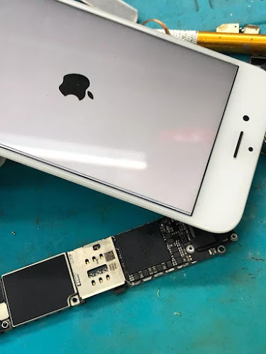 King Digital iPad iPhone Repair