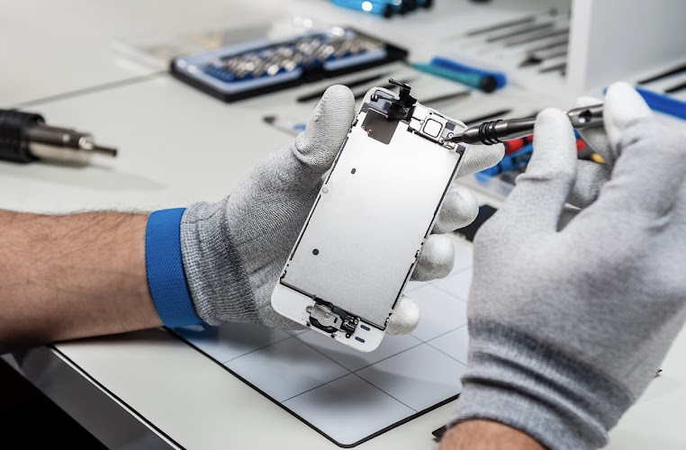 Cellaxs Phone Repair - The Mall in Columbia