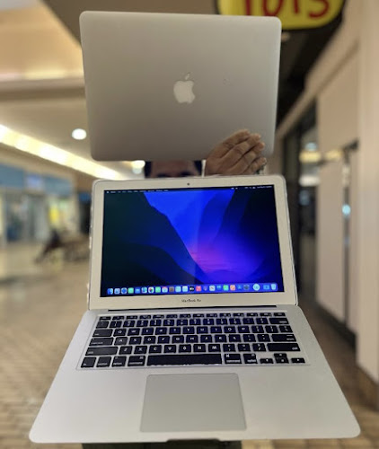 ART & FIX ( Phone & Computer Repair services)