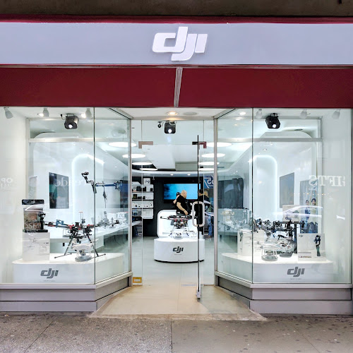 DJI FIFTH AVENUE