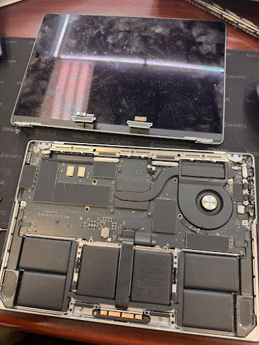 MacBook Laptop & Game Console Repair