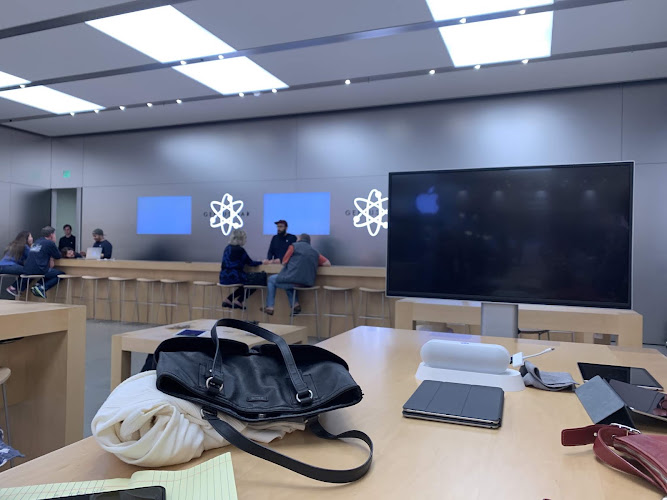 Apple Mission Viejo