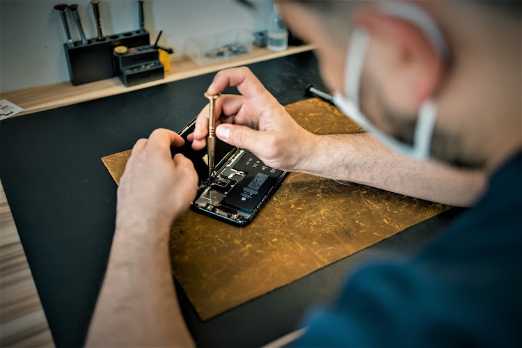 iPhone Repair NYC