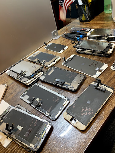 The Repair Square - Phone and Computer Repair
