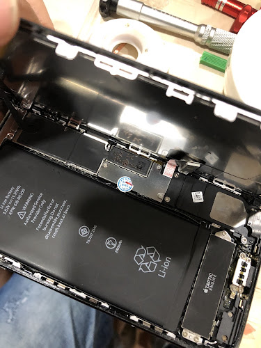 Stop N Fix iPhone Repair