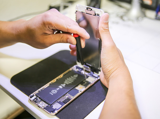 Phone Repair (The Accessory Stop)- NEW