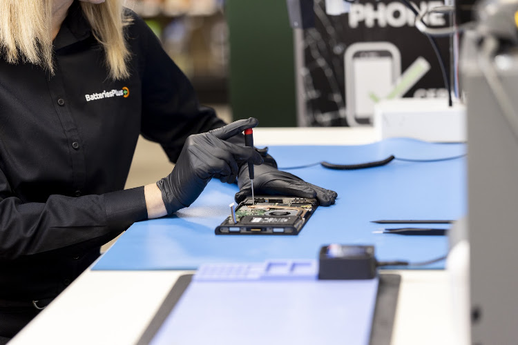 Batteries Plus Phone Repair