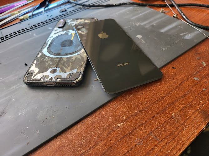 Unlock-IT: Electronics Repair & Services