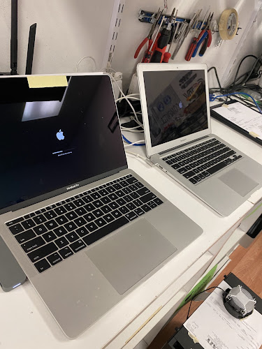 Eazy Computers & iPhone Repair - Rittenhouse Square