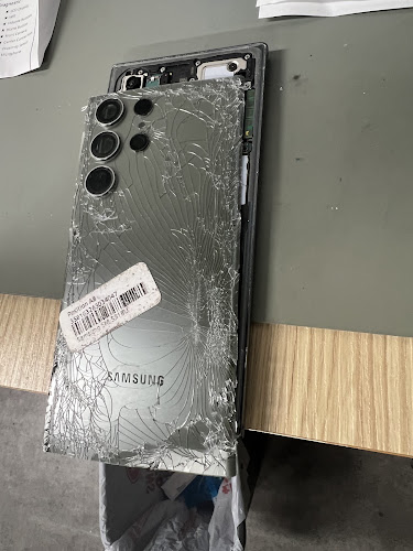 uBreakiFix - Phone and Computer Repair